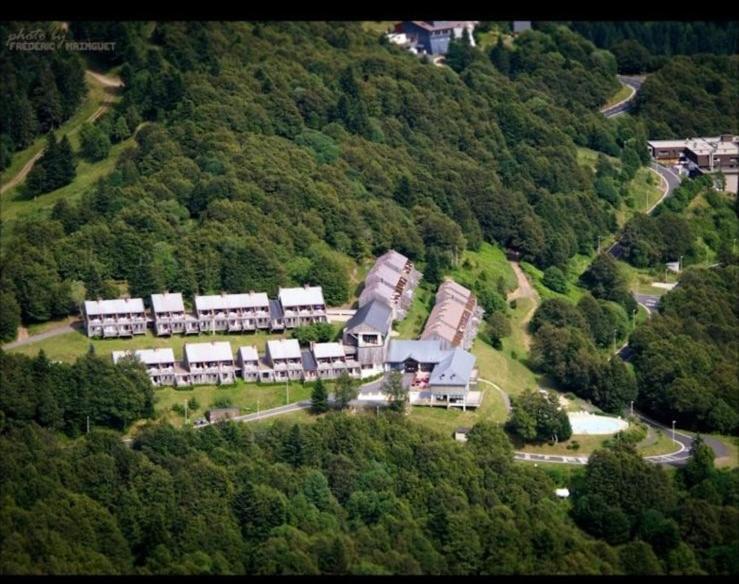 Village Montanha Lioran Saint-Jacques-des-Blats Exterior photo